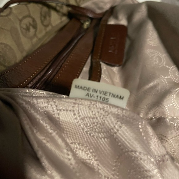 Michael Kors Speedy Doctor Duffle Handbag AUTHENTIC - Picture 4 of 4